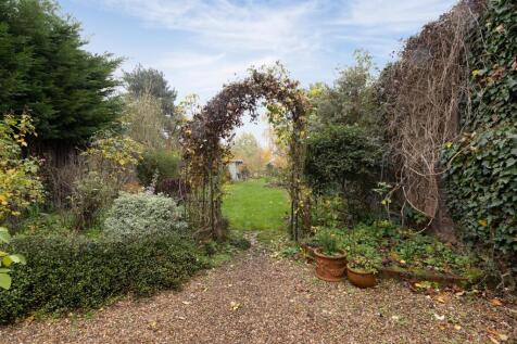 White Swan, 49 High Street (12).jpg