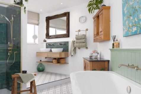 White Swan, 49 High Street (42).jpg