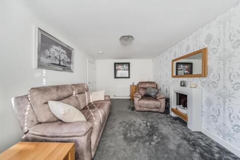 29 Gloster Road (24).jpg