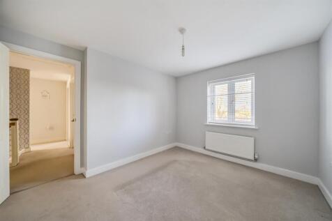 29 Gloster Road (6).jpg