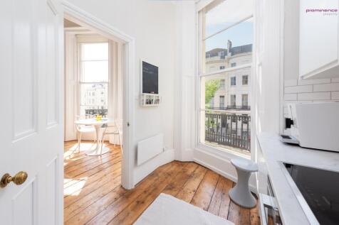 Brunswick Place-15_lge