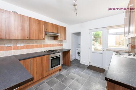 23b Lyndhurst Road-13_lge