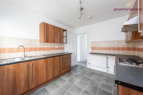 23b Lyndhurst Road-11_lge