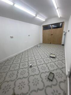 garage 3.jpg