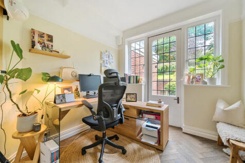 1363905-1-68e93ab...