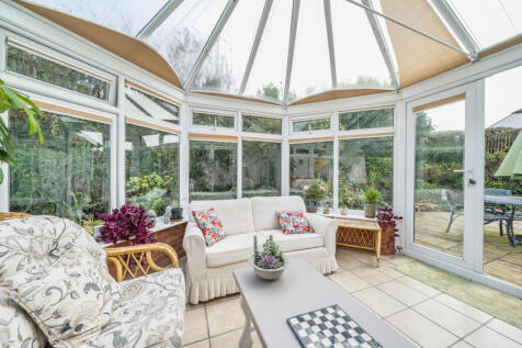 1376717-8-6916ffc...