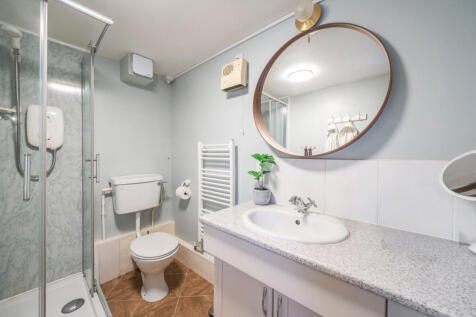 1383061-13-691f4f...