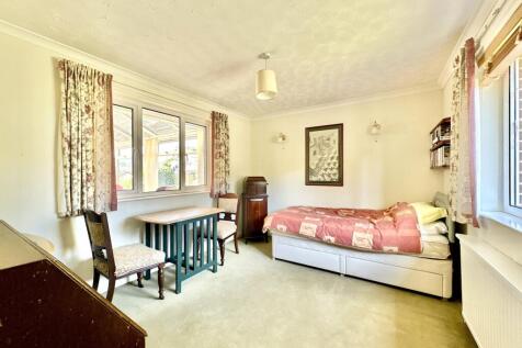Bedroom/Study