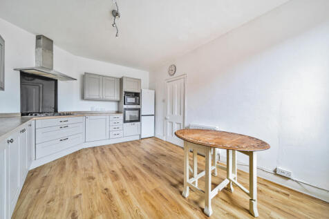 Kitchen Dining Rm