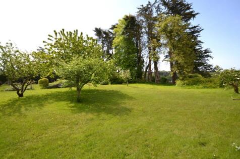 Rear Communal Garden