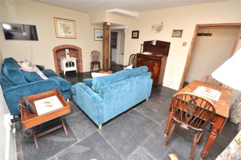 Sitting/Dining Room