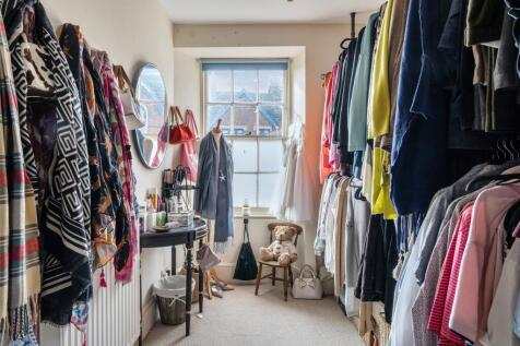 Bedroom / Dressing