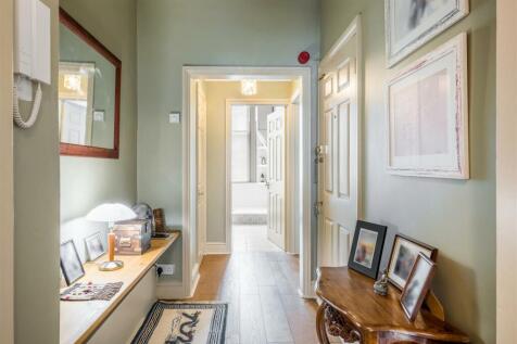 F2, 6 Cambridge Road -6.jpg