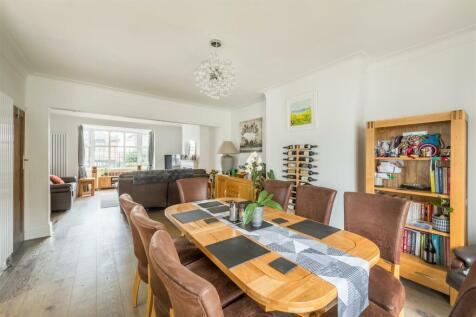 20 Hove Park Way -7.jpg