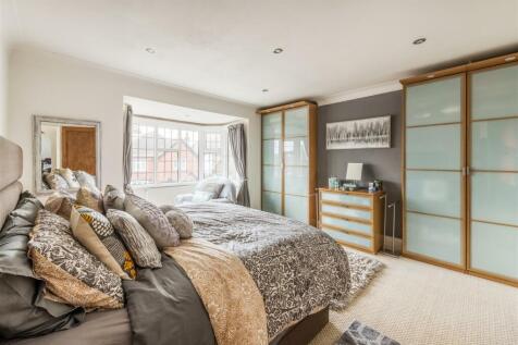 20 Hove Park Way -13.jpg