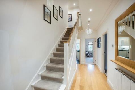 7 Hove Park Way_9.jpg