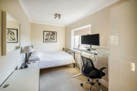 7 Hove Park Way_12.jpg