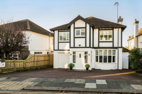 7 Hove Park Way_31.jpg