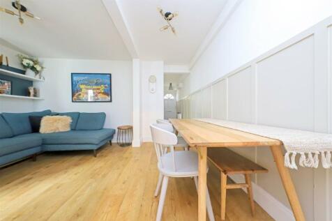 nicholas james cowpert st dining living_.jpg