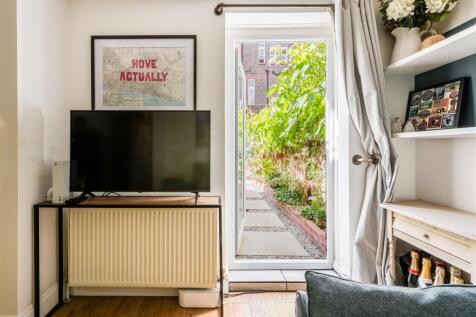 24b Cowper Street-6.jpg
