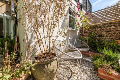 24b Cowper Street-13.jpg