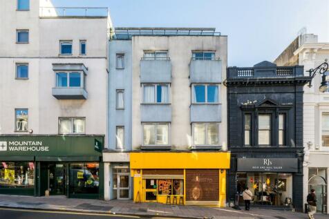 Flat 14, 126-128 Queens Road-1.jpg