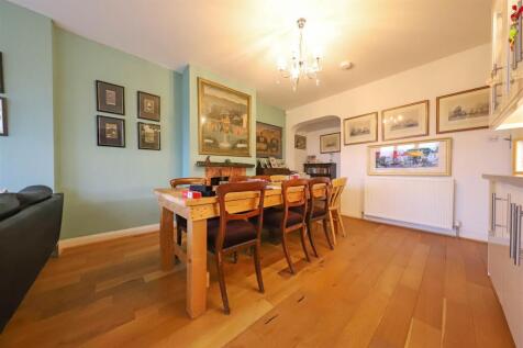 nicholas james neville ave dining_.jpg