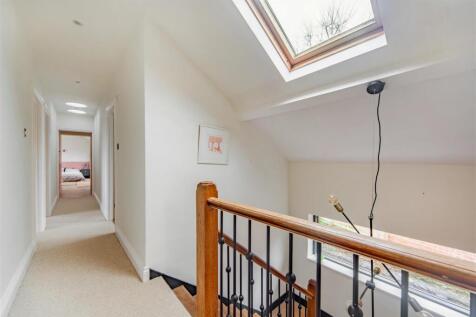 2_WITHDEAN_LANE_25.01.24_NICHOLAS_JAMES_JPEGs-22.j