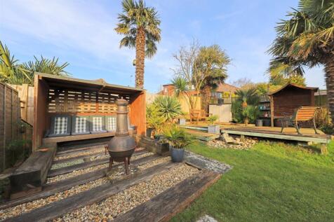 nicholas james west way garden 2.jpg
