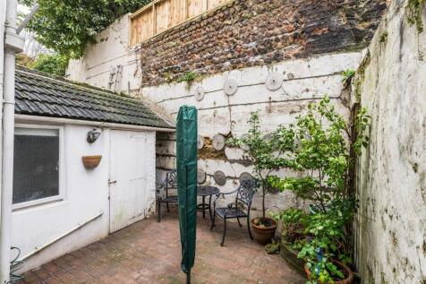 32 St Nicholas Road -19.jpg