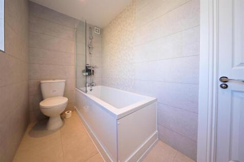 nicholas james southview bathroom 1.jpg