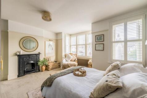 9 Highfield Road -15.jpg