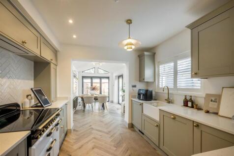 9 Highfield Road -6.jpg