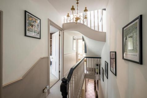 9 Highfield Road -20.jpg