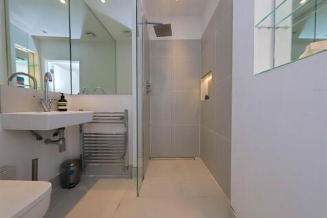nicholas james camden terrace ensuite 1.jpg