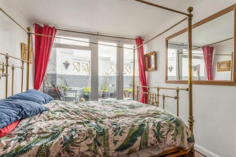 17 Denmark Terrace-28.jpg