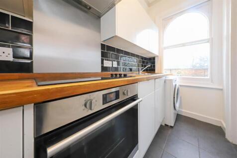 nicholas james eaton villas kitchen.jpg