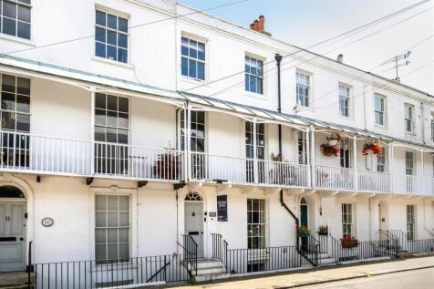 10 Warwick Road_1.jpg