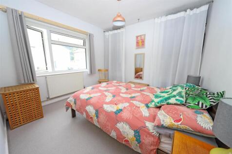 nicholas james summersdene bed_.jpg