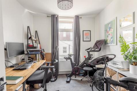 65 Crown Road-20.jpg