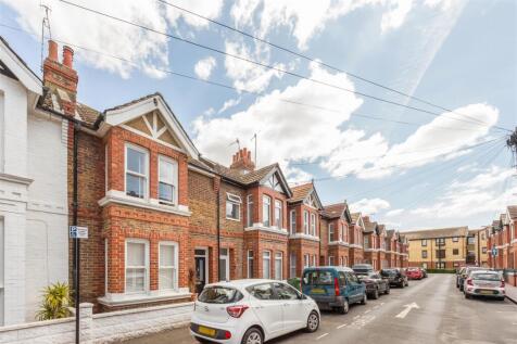 65 Crown Road-27.jpg