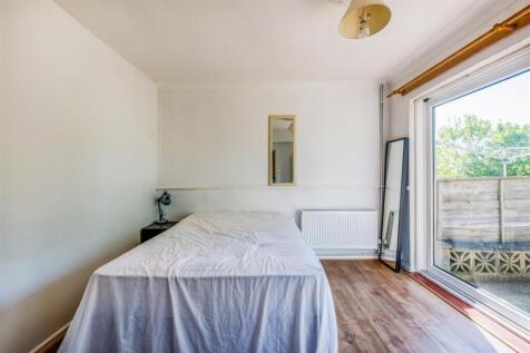 Staplefield Drive-9.jpg