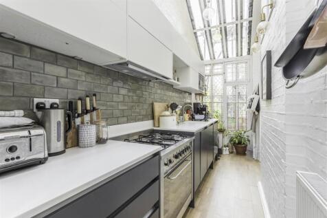 16 Eaton Road-3.jpg