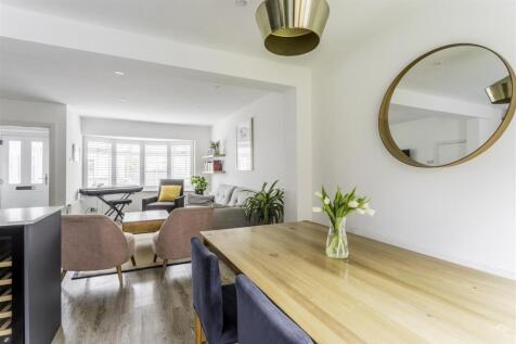 25 Westbourne Place-7.jpg