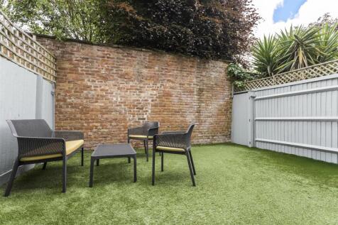 25 Westbourne Place-27.jpg