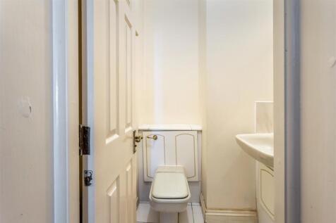 16 Wellington Court-22.jpg