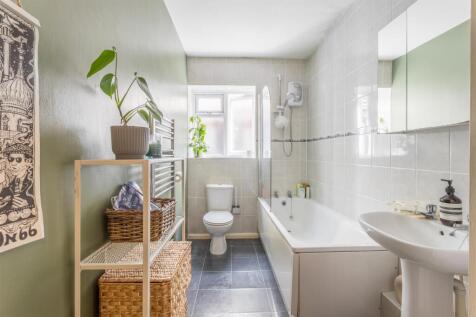 Flat 6 Carisbrooke-21.jpg