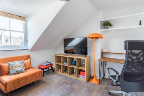 Flat 6, 3 Denmark Terrace-5.jpg