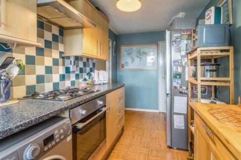 21 Mountbatten Court-3.jpg