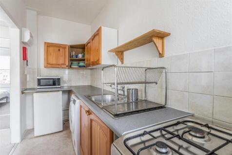 Flat 4, 30 Buckingham Street-4.jpg